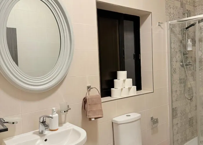 Gazde/Camere de închiriat In Sliema's Heart *